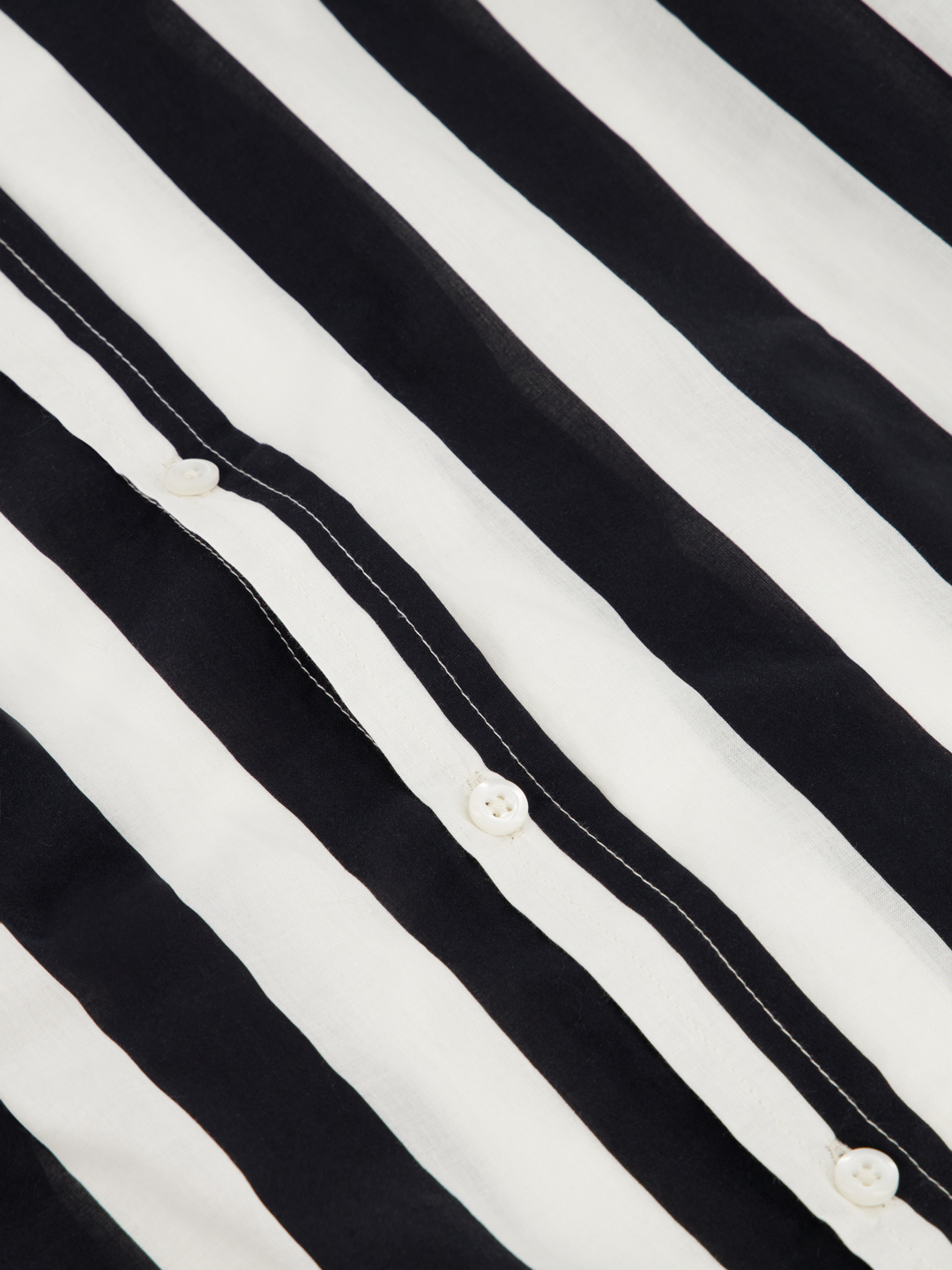 Chemise rayée noir et blanc Singapour GirlsMustHave