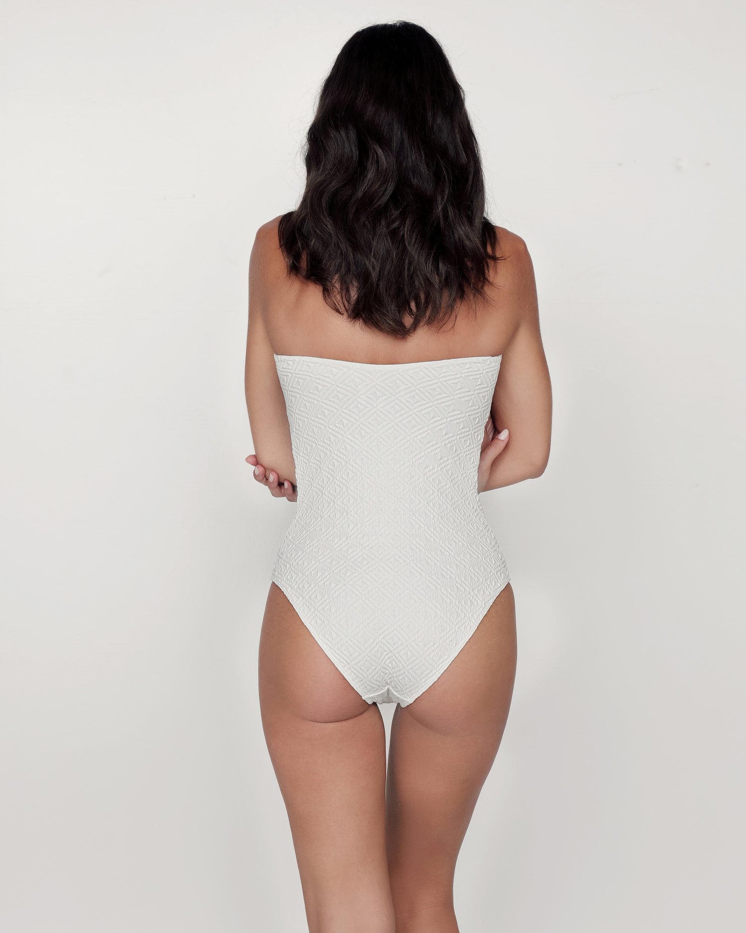 Raquel - Maillot de bain bandeau une pièce avec nœud - Saint-Barth